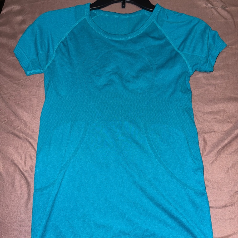 Lulu swiftly top